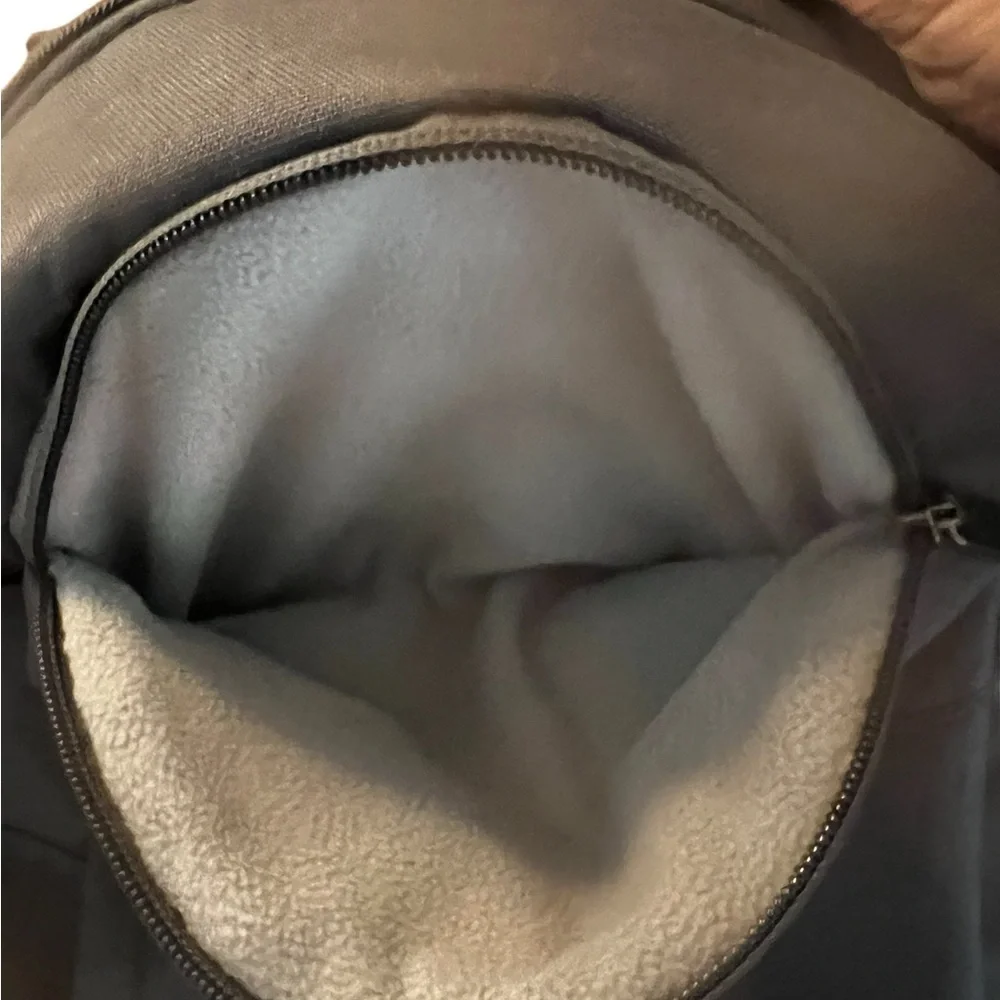 Under Armour Gray & Black Storm Hustle-Lite Backpack with Durable Design NWOT